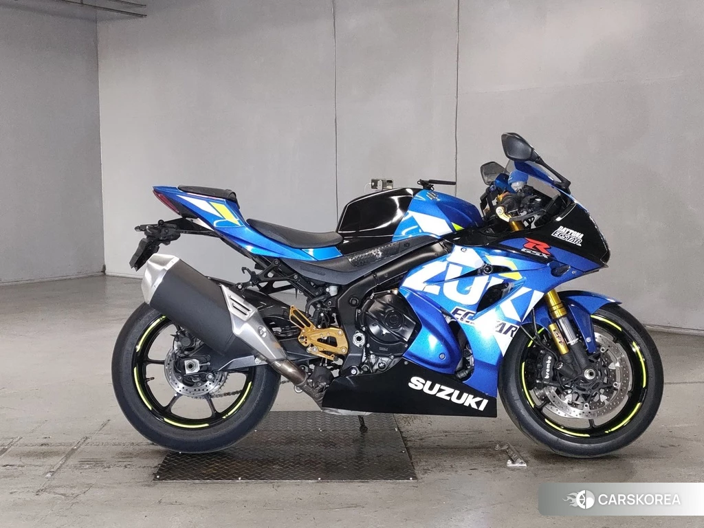 Проданный Suzuki GSX-R1000R id 4176224 из Японии