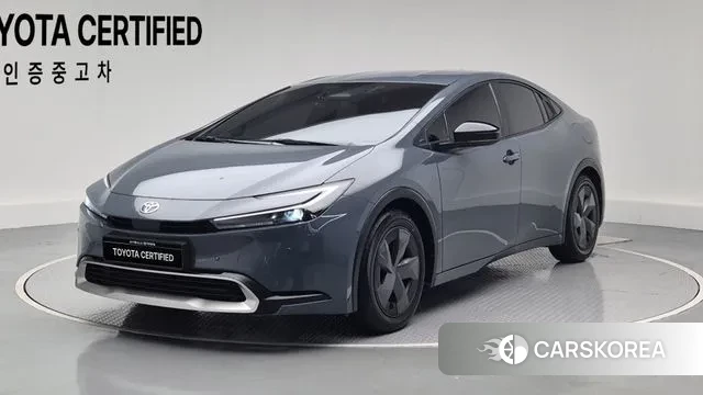 Toyota Prius 5th Generation 2023 Белый из Кореи