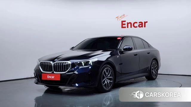 BMW 5 Series (G60) 2025 Черный из Кореи