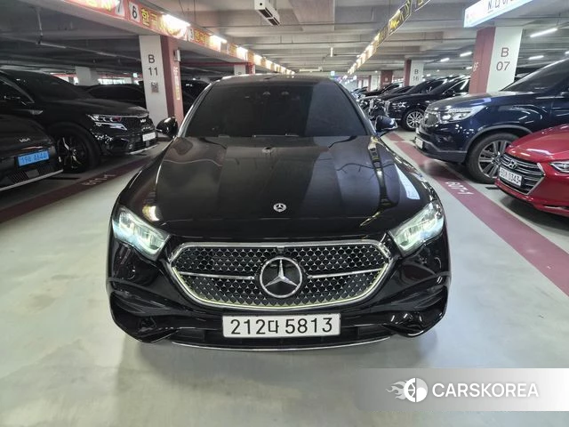 Mercedes-Benz E-Class W214 2025 Черный из Кореи