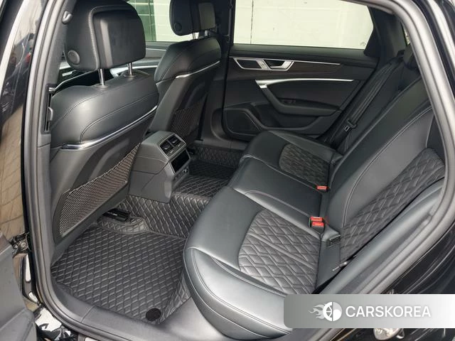 Audi A6L 2025 Черный из Китая