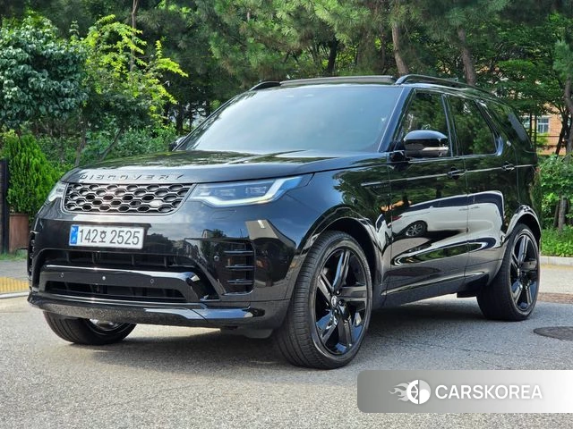 Land Rover Discovery 5 2025 Черный из Кореи