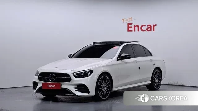 Mercedes-Benz E-Class W213 2023 Белый из Кореи