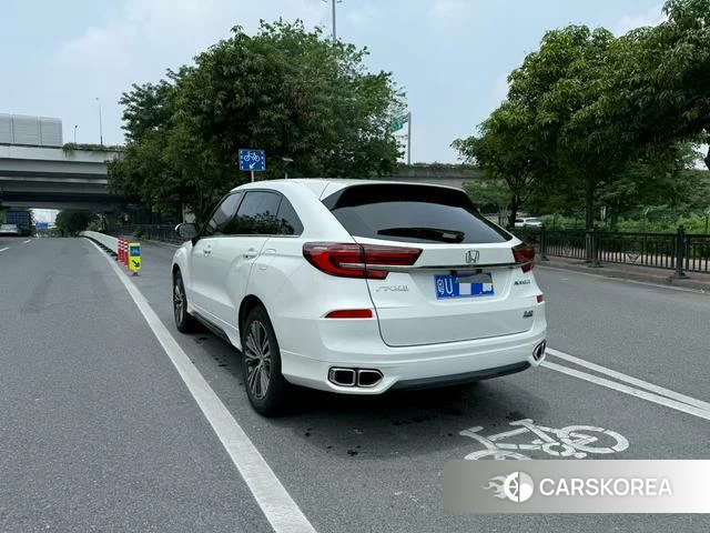 Honda Crown Road 2022 Белый из Китая
