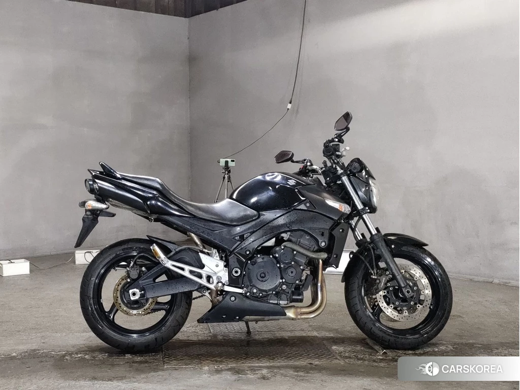 Проданный Suzuki GSR400 2010 из Японии