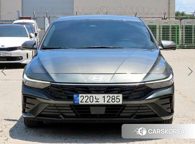 Hyundai The New Avante (CN7) 2023 Серый из Кореи