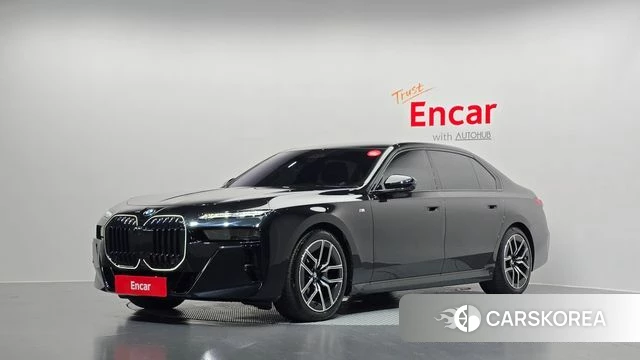 BMW 7 Series (G70) 2025 Черный из Кореи