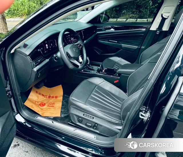 Volkswagen Passat 2024 Черный из Китая