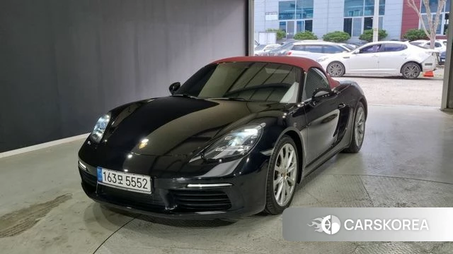 Porsche 718 Boxster 2020 Черный из Кореи