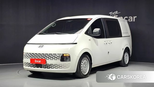 Hyundai Staria 2022 Белый из Кореи