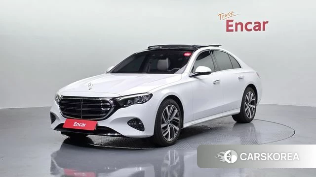 Mercedes-Benz E-Class W214 2025 Белый из Кореи