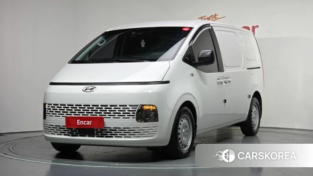 Hyundai Staria 2021 Белый из Кореи