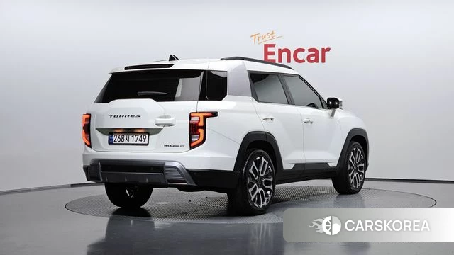 Ssangyong Torres 2023 Белый из Кореи