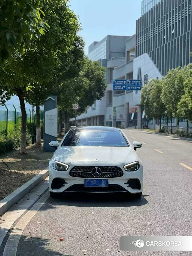 Mercedes-Benz E-class (imported) 2020 Белый из Китая