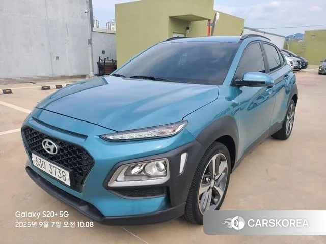Hyundai Kona 2018 Светло-серебряный цвет из Кореи