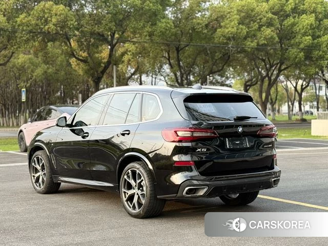BMW X5 (imported) 2021 Черный из Китая
