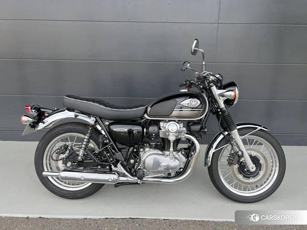 Проданный Kawasaki W800 2024 из Японии