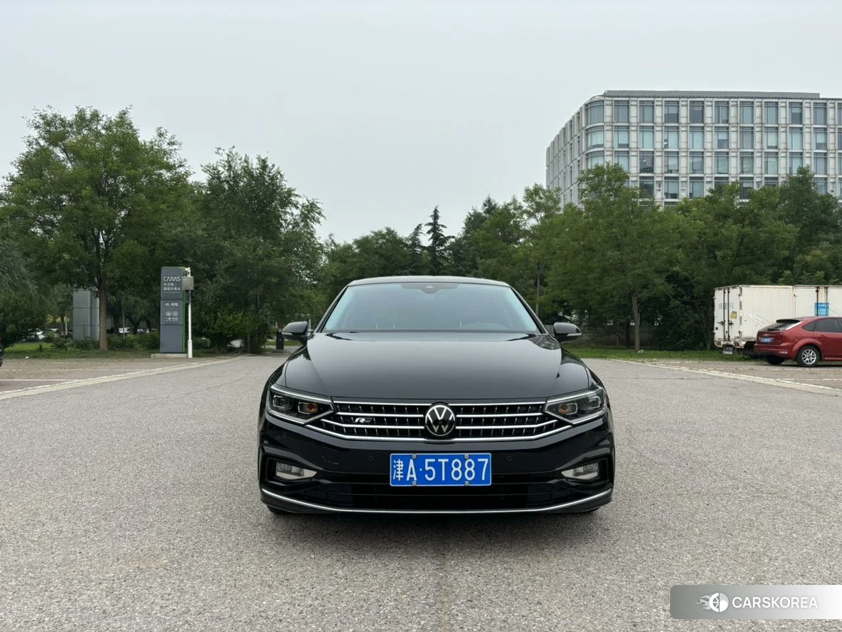 Volkswagen Magotan 2022 Черный из Китая