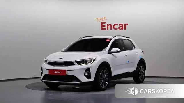 Kia Stonic 2020 Белый из Кореи