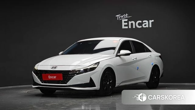 Hyundai Avante Hybrid (CN7) 2023 Белый из Кореи