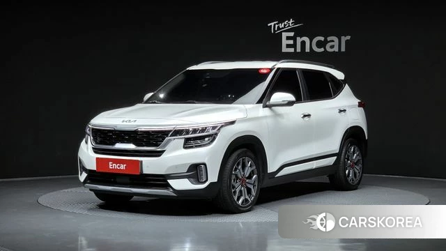 Kia Seltos 2022 Белый из Кореи