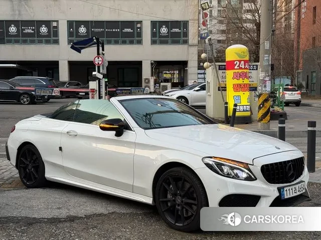 Mercedes-Benz C-Class W205 2018 Белый из Кореи