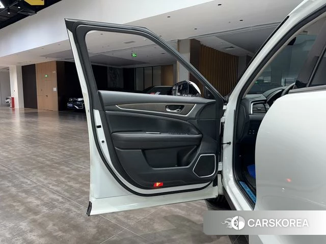 Honda Crown Road 2021 Белый из Китая
