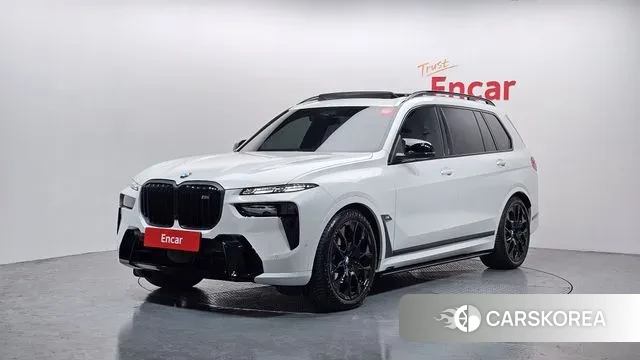 BMW X7 (G07) 2025 Белый из Кореи