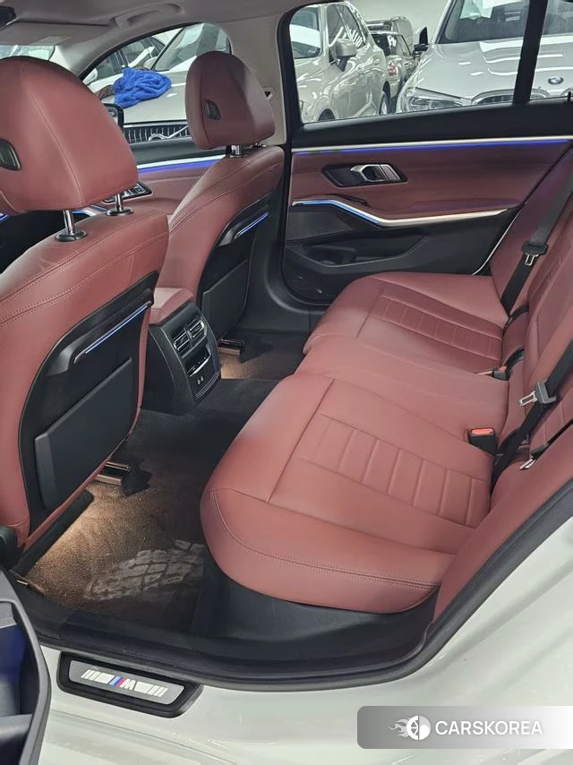 BMW 3 series 2021 Белый из Китая