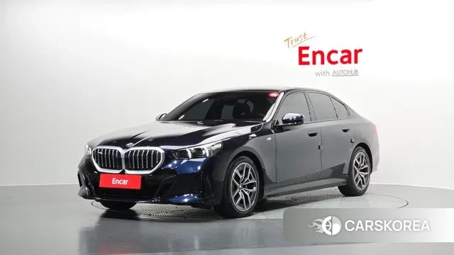 BMW 5 Series (G60) 2023 Черный из Кореи