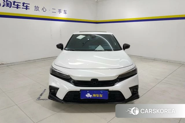 Honda Civic 2023 Белый из Китая