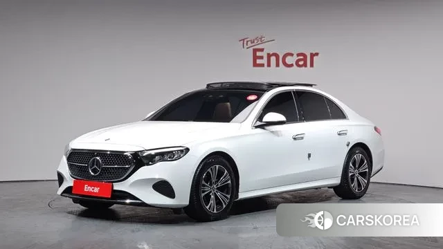 Mercedes-Benz E-Class W214 2025 Белый из Кореи