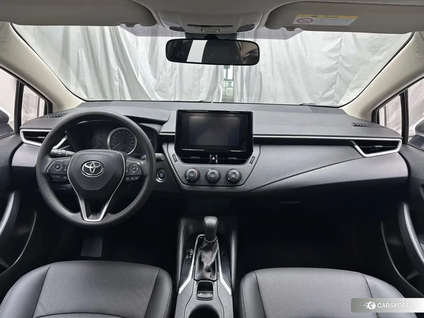 Toyota Corolla 2023 Белый из Китая