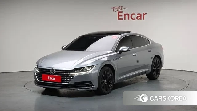 Volkswagen Arteon 2019 Серебристо-серый из Кореи