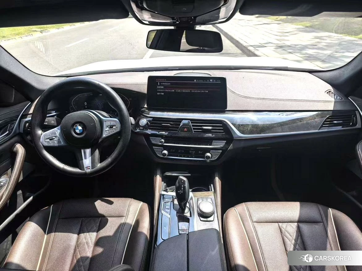 BMW 5 series 2021 Белый из Китая