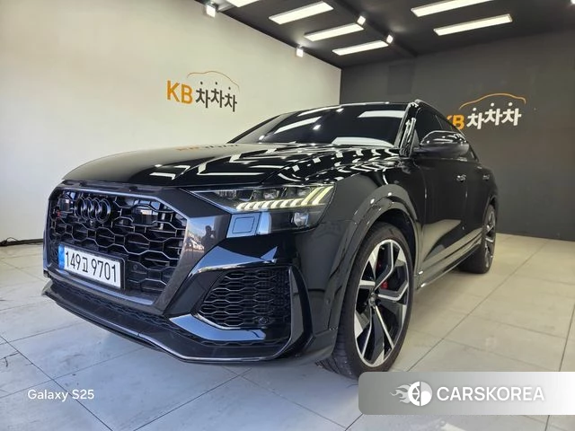 Audi RSQ8 (4M) 2022 Черный из Кореи
