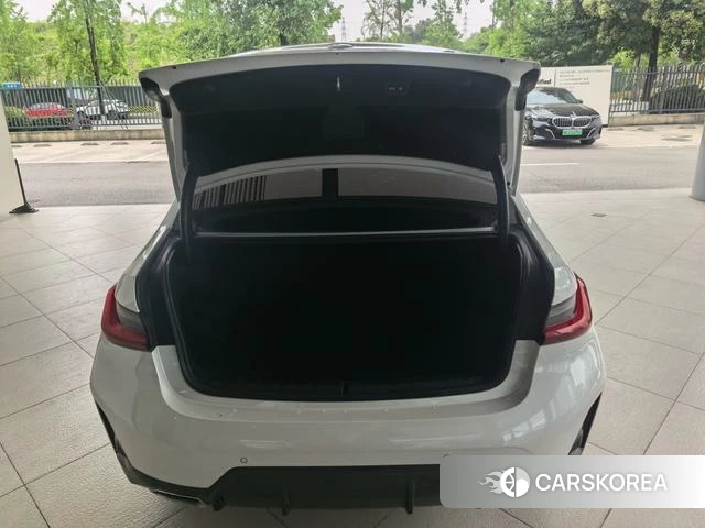 BMW 3 series id 4198866 из Китая