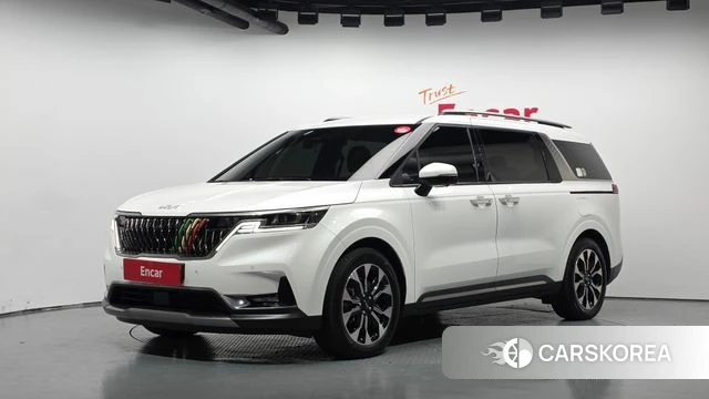 Kia Carnival 4th generation 2022 Белый из Кореи