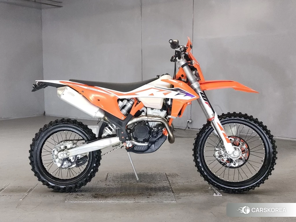 Проданный KTM 350EXC-F SIXDAYS 2023 из Японии