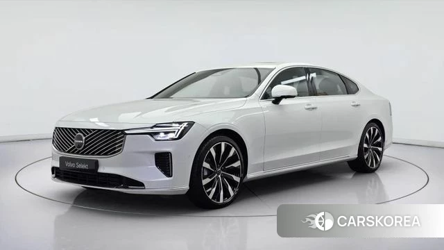 Volvo S90 2025 Белый из Кореи