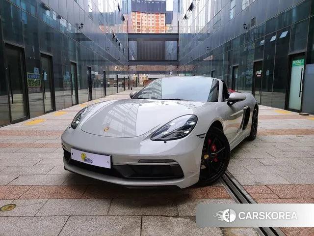 Porsche 718 Boxster 2018 Белый из Кореи