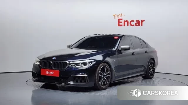 BMW 5 Series (G30) 2018 Черный из Кореи