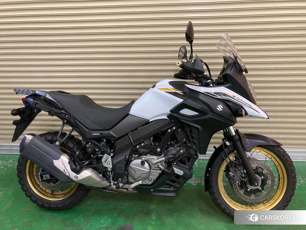 Проданный Suzuki V-STROM 650 XT 2021 из Японии, фото 2