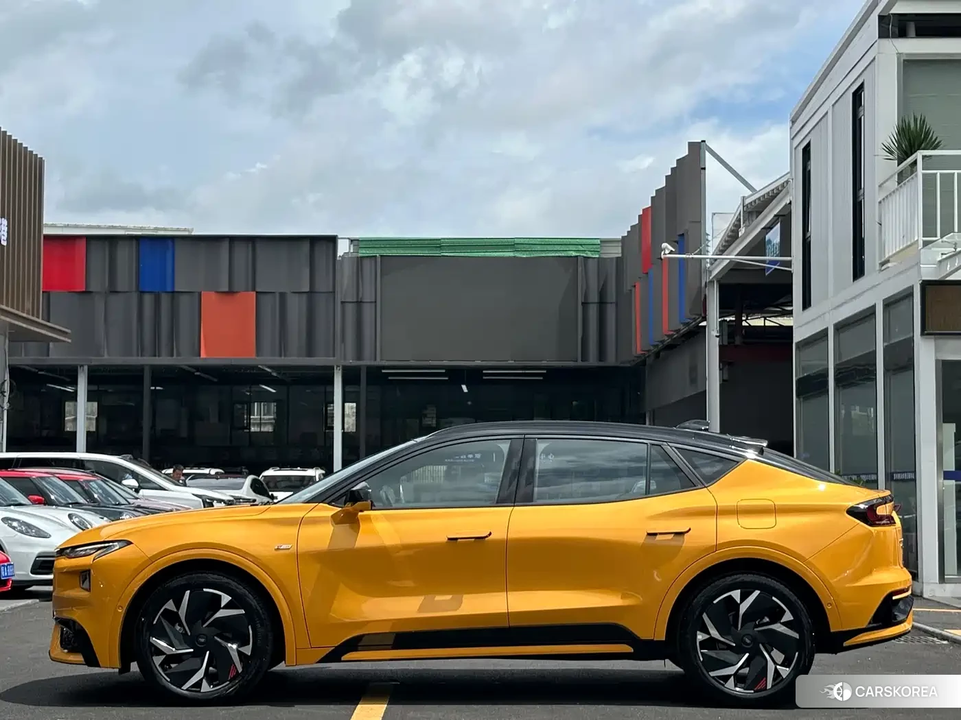 Ford Mondeo 2024 Yellow/orange из Китая