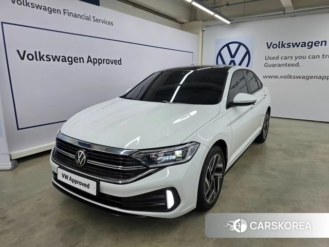 Volkswagen 7th Generation of Jetta 2023 Белый из Кореи