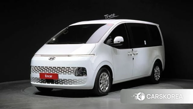 Hyundai Staria 2023 Белый из Кореи