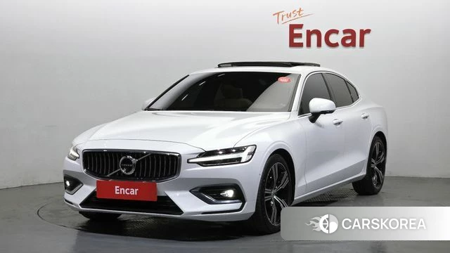 Volvo S60 3rd generation 2021 Белый из Кореи