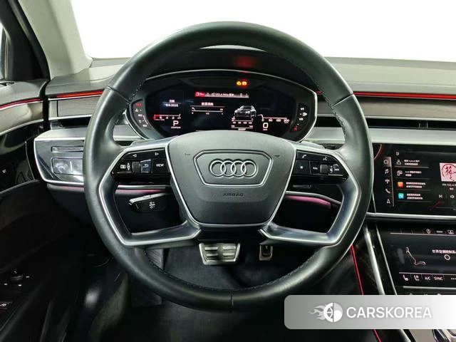 Audi A8 2022 Черный из Китая