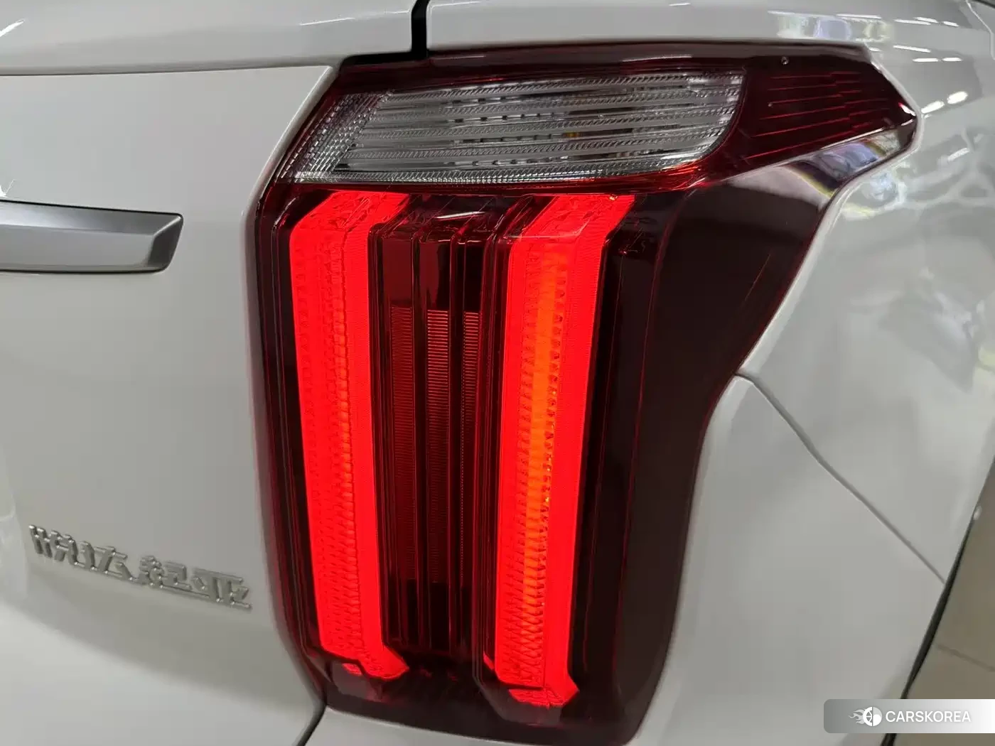 Kia Sportage 2023 Белый из Китая, фото 2