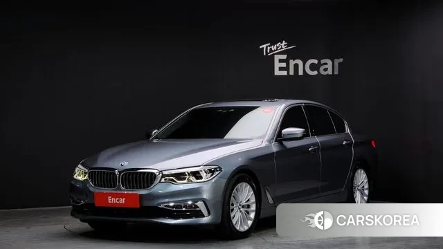 BMW 5 Series (G30) 2019 Серебристо-серый из Кореи